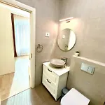 شقة Marconi Premium مامايا